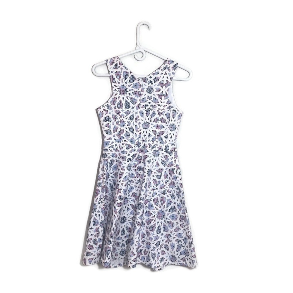 CeCe Fit and Flare Cutout Kaleidoscope Dress Size 0 - Picture 3 of 7